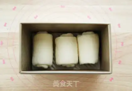 Make Classic Hong Kong toast step 14