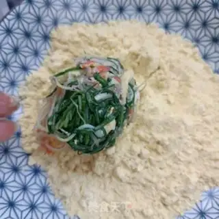Make Little garlic tacos step 26