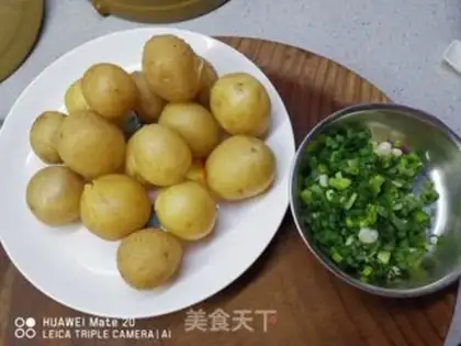 Make Fried potatoes step 1