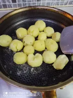 Make Fried potatoes step 3