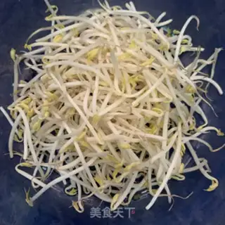 Make Bean sprouts step 0