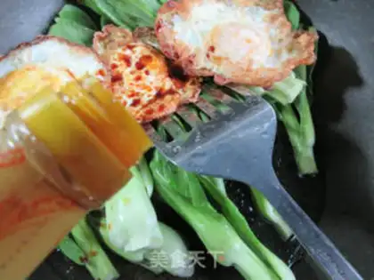 Make Creamed eggs step 5