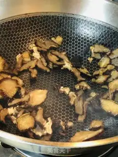 Make Garlic pork step 3