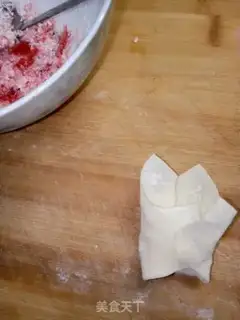 Make Strawberry fruit pie step 2