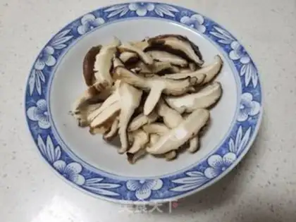 Make Scrambled mushrooms step 2