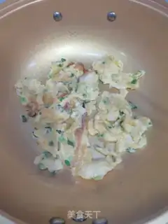 Make Onion fried eggs step 5