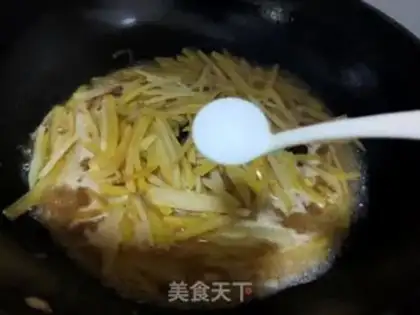 Make Fried potatoes step 4
