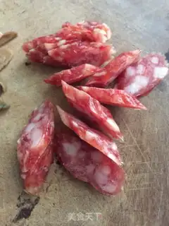 Make ♪ Dry lentils fried sausage ♪ step 1