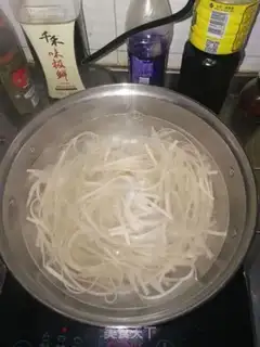 Make Tomato egg noodles step 6