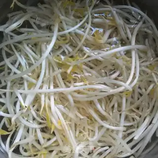 Make A silver sprouts of cinnamon step 0