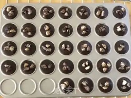 Make Hawaiian cocoa chip step 9