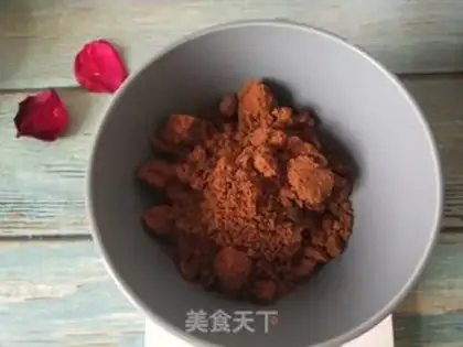 Make Red sugar, red dates, buns step 0