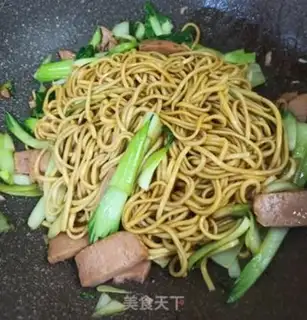 Make ♪ The green ham noodles ♪ step 4