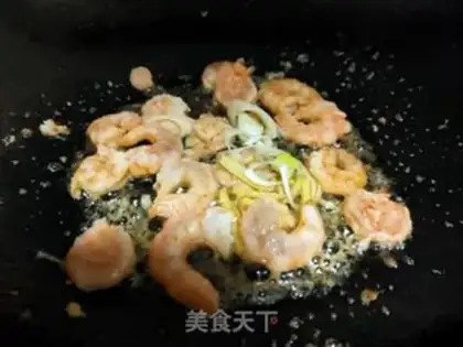 Make Snack eggs and shrimp step 5