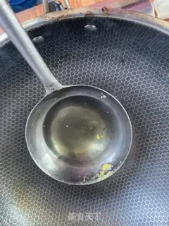 Make Garlic fried eggs step 2