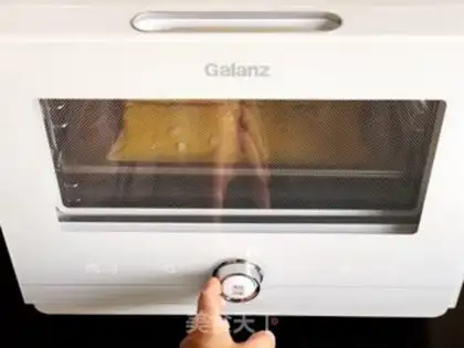 Make ♪ Rock-burn cheese toast ♪ step 5