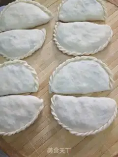 Make Cream egg pie step 6