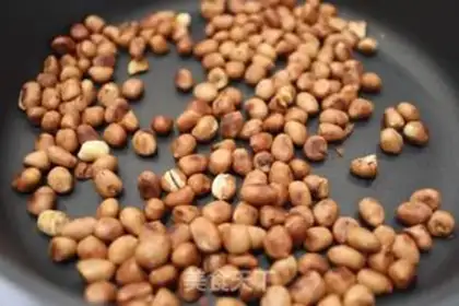 Make Old vinegar peanuts step 4