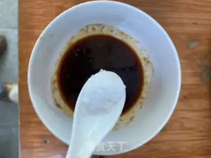Make Garlic fried eggs step 14