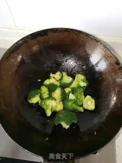 Make Garlic broccoli step 2