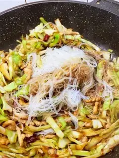 Make A caterer fan step 6