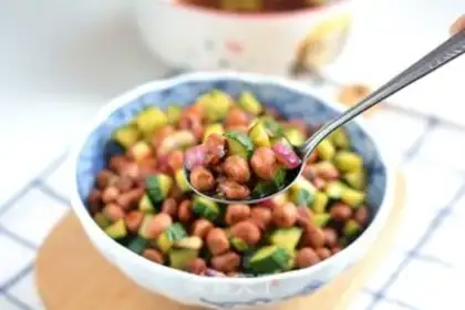 Make Old vinegar peanuts step 8