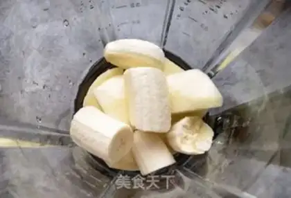 Make Apple banana shake step 3