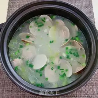 Make Wintermelon rollers, white soup step 9