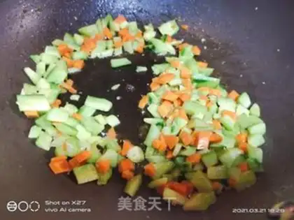 Make Homemade cucumber carrots step 1