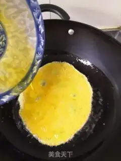 Make An egg box of celery step 3