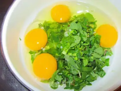 Make The egg of the fragrance step 1
