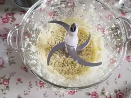 Make Garlic sauce step 3
