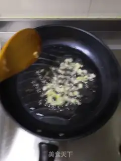 Make Garlic fans steaming doll food step 4
