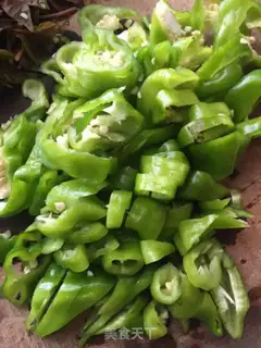 Make The sprouts and the peppers step 1