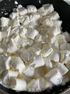 Make Cow Rolling Sugar step 6