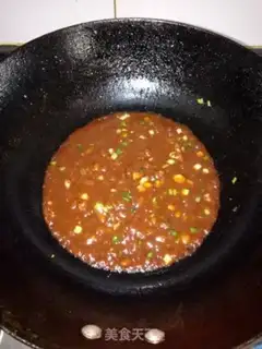 Make Onion fried bean sauce step 3