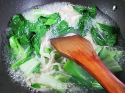 Make Chicken noodles step 6