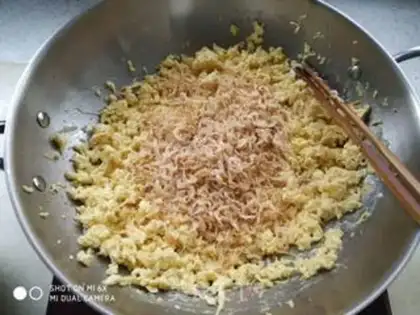 Make Plum and ground dish boxes step 5