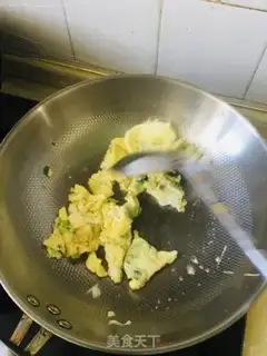 Make Tomato fried eggs step 3