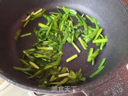 Make Soccer bean sprouts step 2