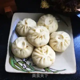 Make Shrimp buns step 15