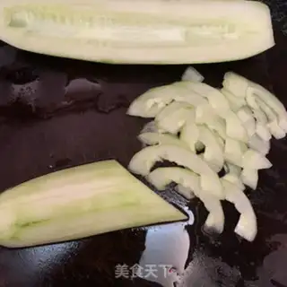 Make cucumbers fire fresh squid step 0
