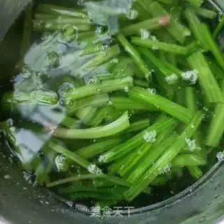 Make A spinach pole step 4