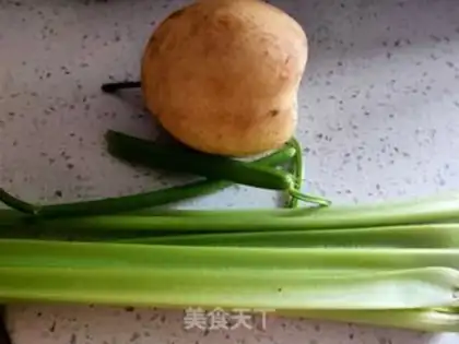 Make Celery Sydney juice step 0