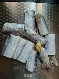 Make Mother of God has fish step 1