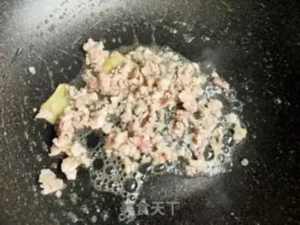 Make Onion mushroom fried meat step 8