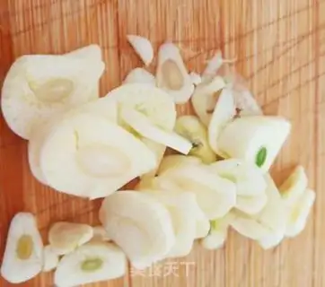 Make Pineapple egg fried rice step 5