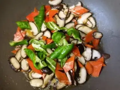Make Carrot peppers, fried mushrooms step 8