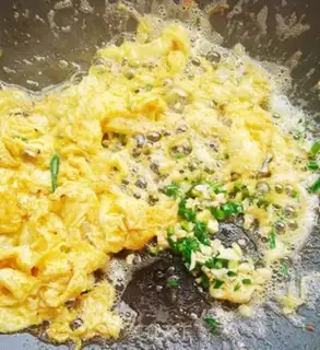 Make Pineapple egg fried rice step 9