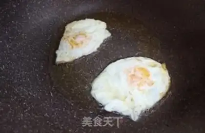 Make ♪ Quill-breaded eggs ♪ step 1